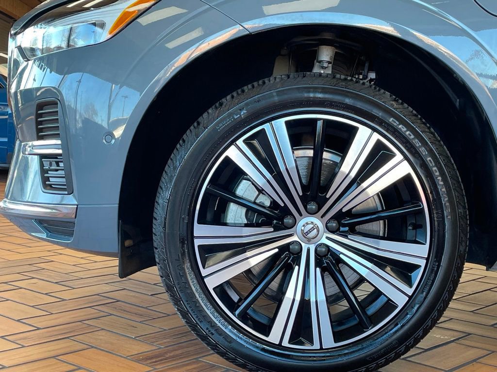 Used 2022 Volvo XC60 T8 Inscription image 5