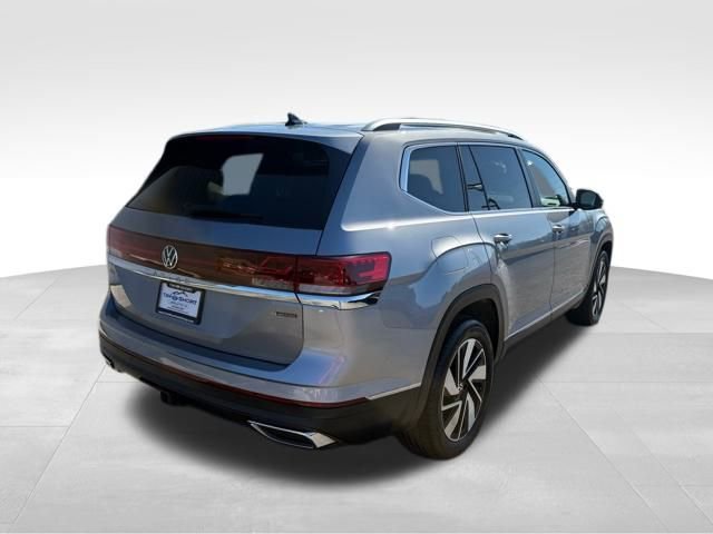 Used 2025 Volkswagen Atlas SEL image 2