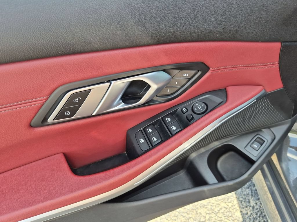 Used 2023 BMW M340i RWD image 14