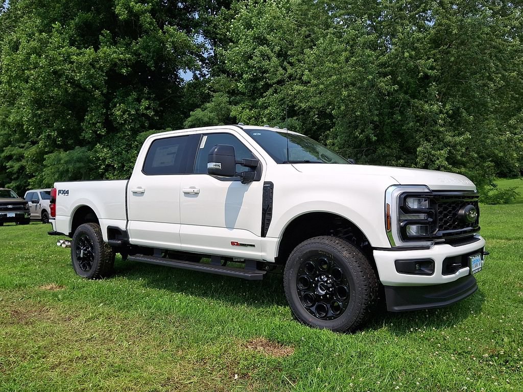 New 2026 Ford F250 Lariat w/ Black Appearance Package