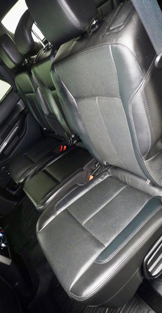 Used 2018 Ford Expedition XLT w/ Equipment Group 201A image 6