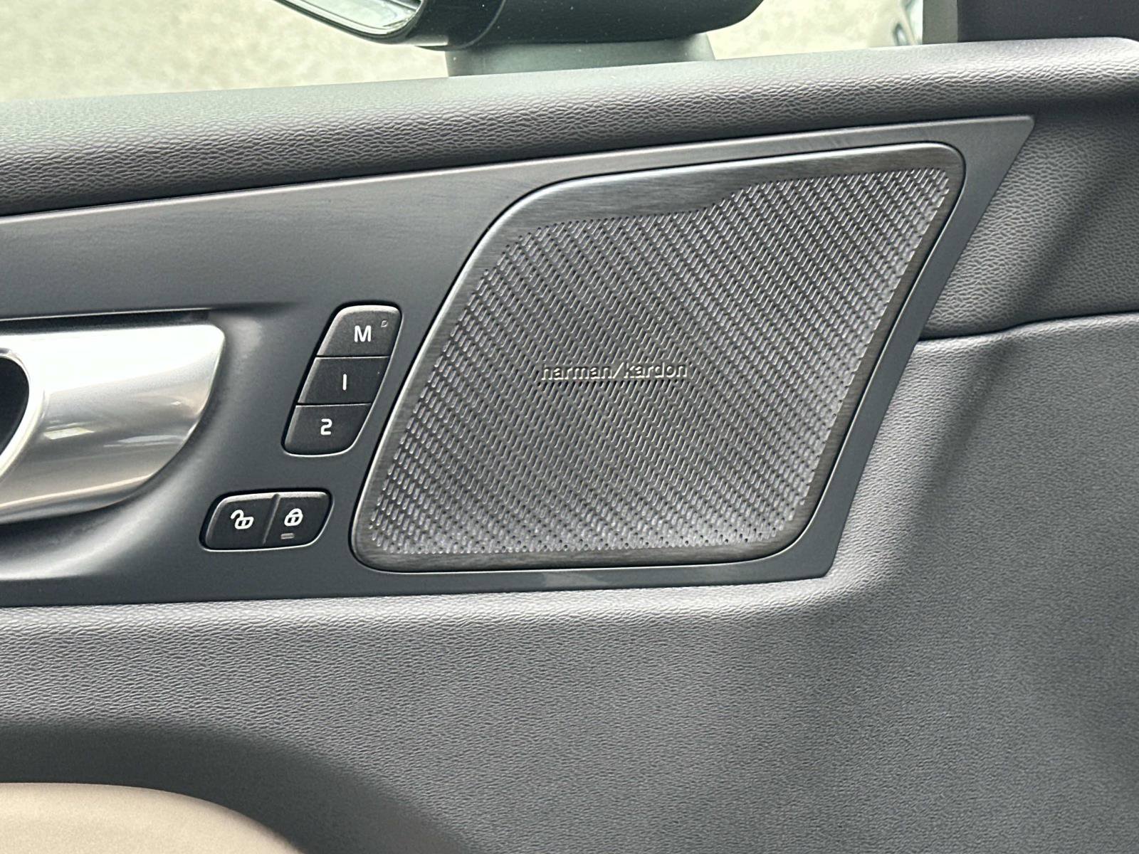 Certified 2026 Volvo XC60 B5 Plus w/ Climate Package image 15