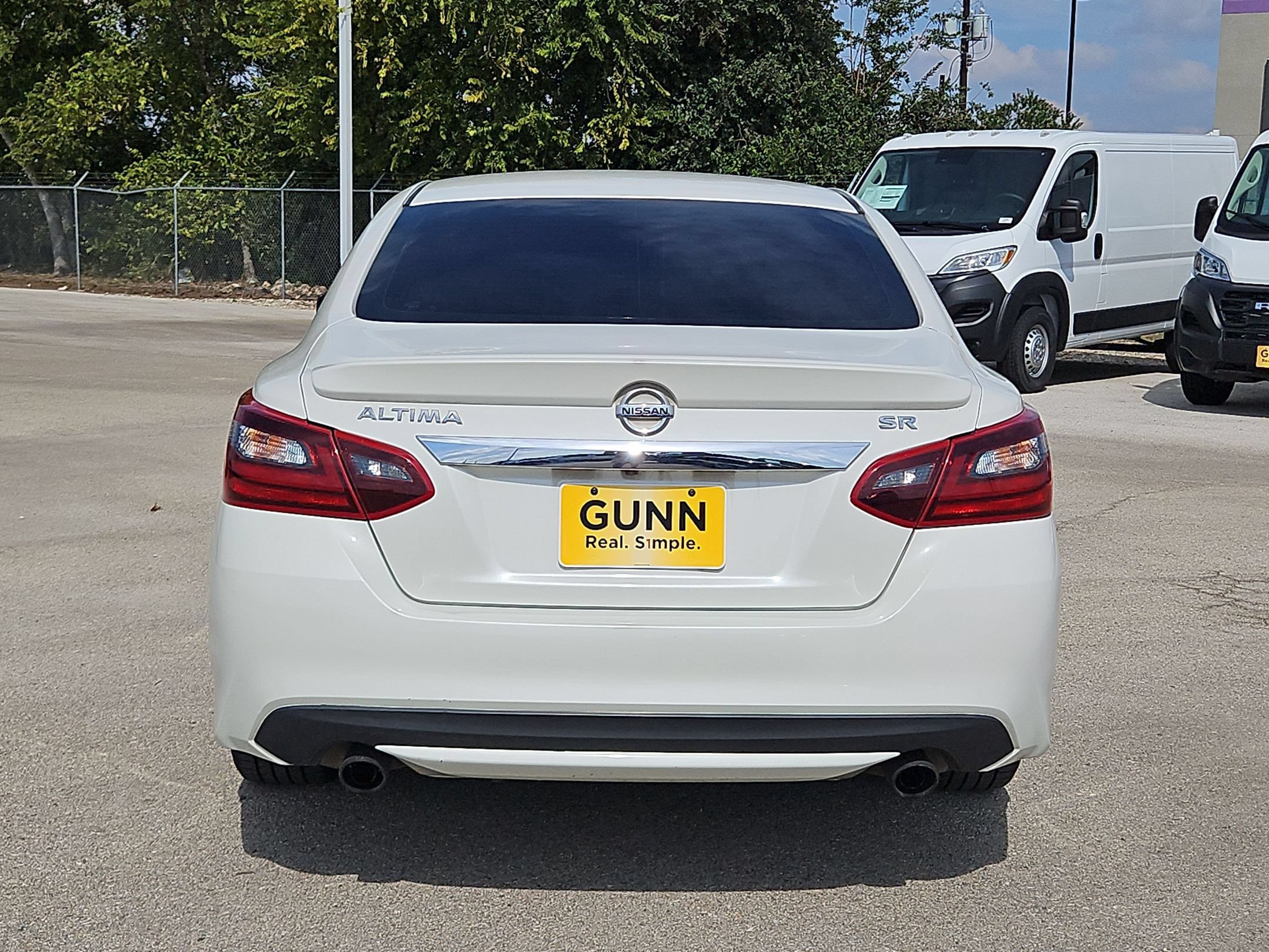 Used 2018 Nissan Altima 2.5 SR FWD image 4