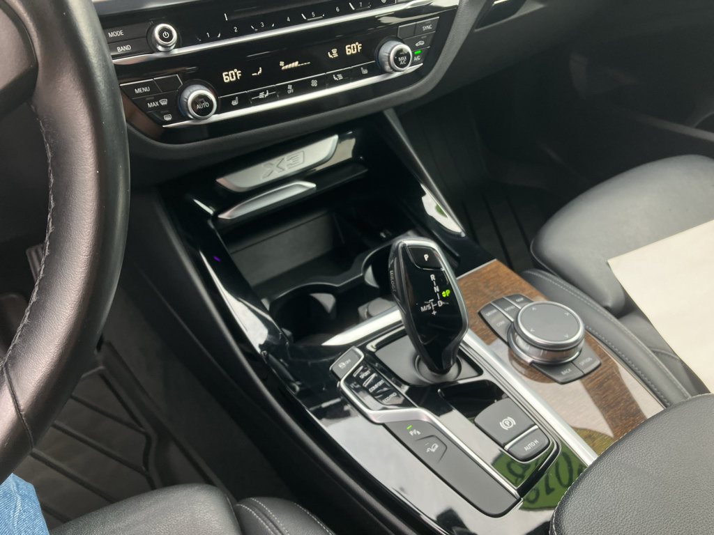Used 2018 BMW X3 xDrive30i AWD/4WD image 13