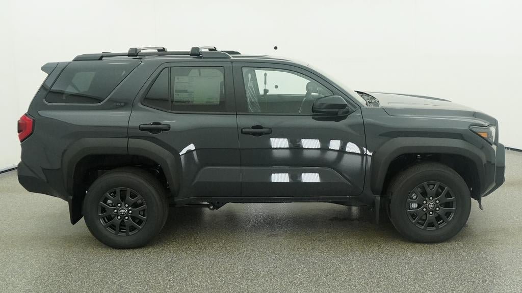 New 2026 Toyota 4Runner SR5 AWD/4WD image 11