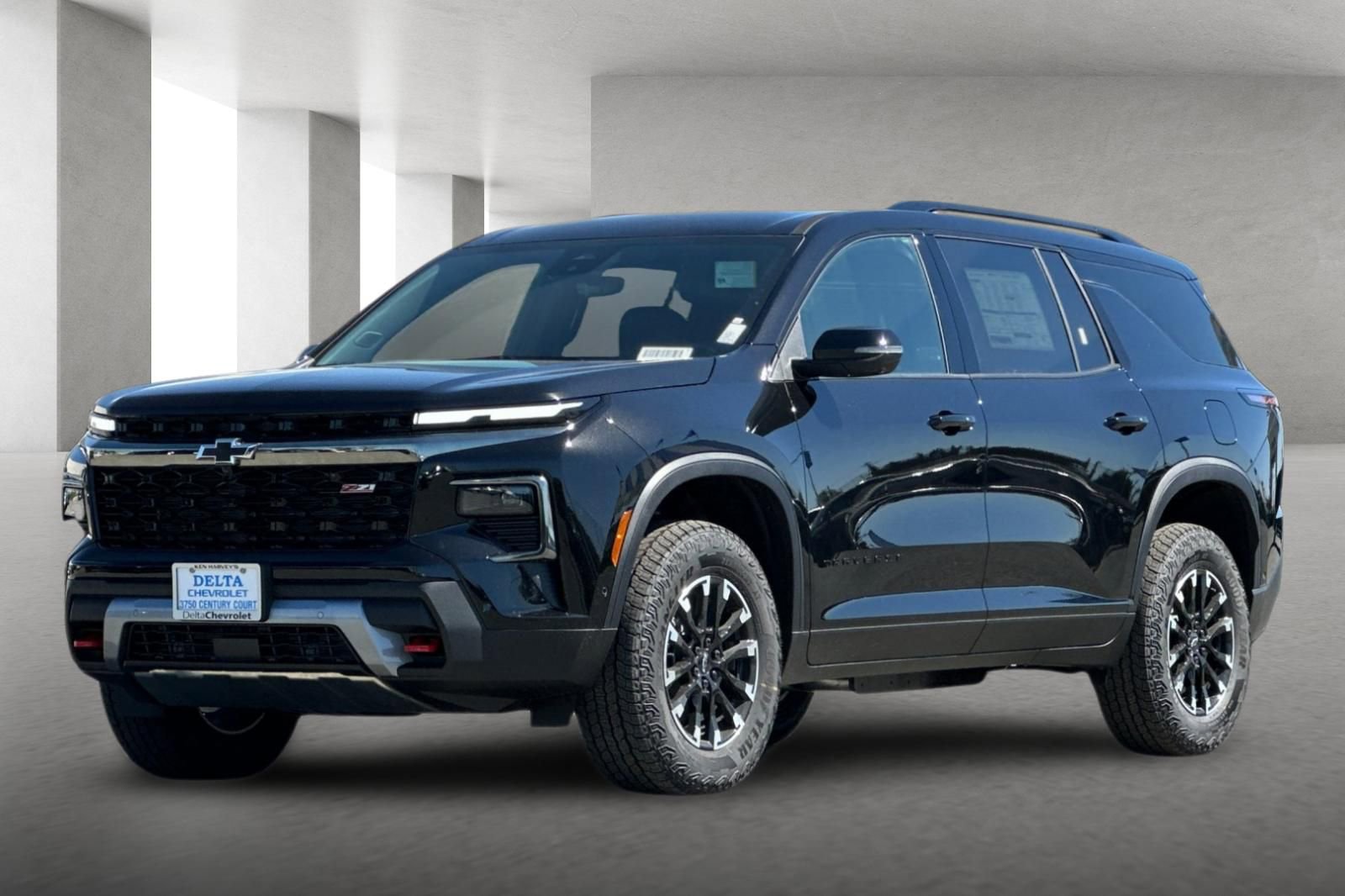 New 2026 Chevrolet Traverse Z71 w/ Enhanced Driving Package image 8