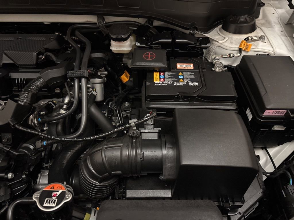 Certified 2025 Hyundai Venue SEL image 25