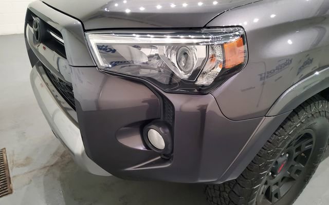 Used 2020 Toyota 4Runner TRD Off-Road Premium w/ Moonroof Package AWD/4WD image 6