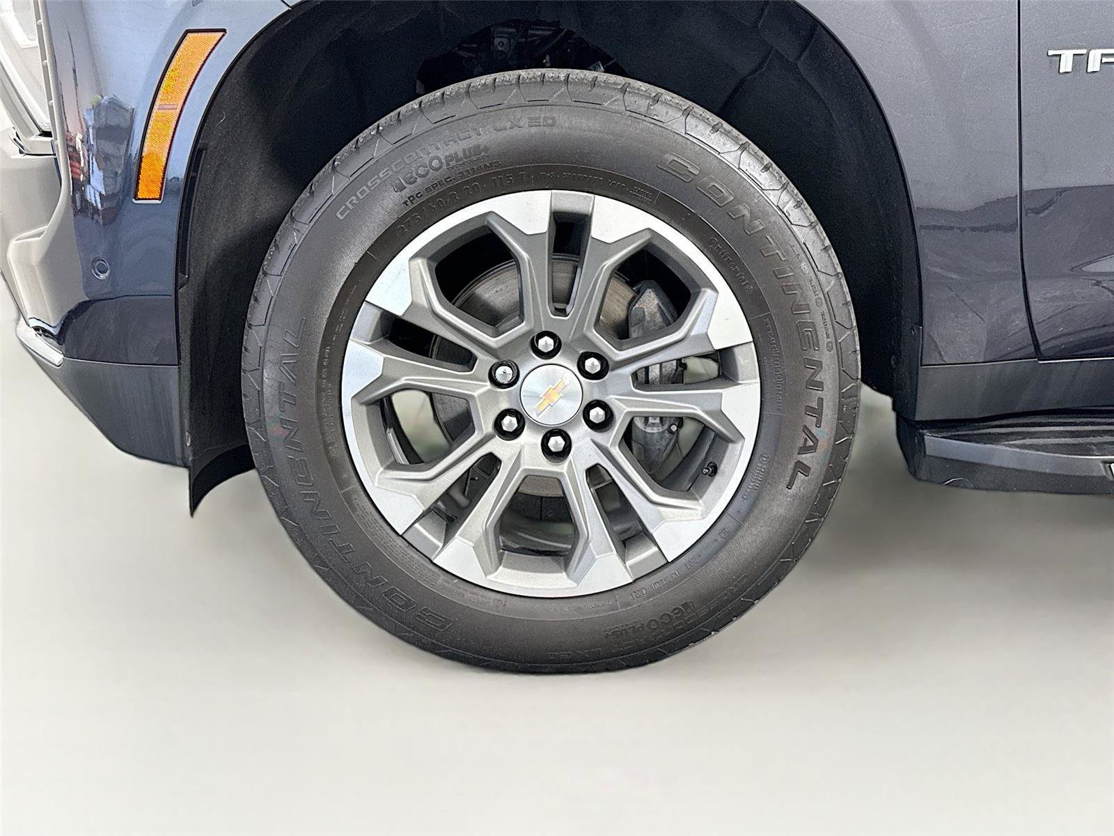 Used 2025 Chevrolet Tahoe LS RWD image 34