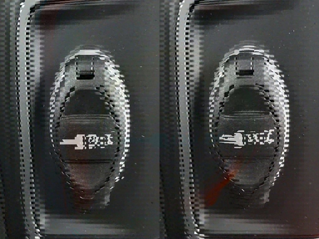 Used 2018 Jeep Wrangler Sport image 26