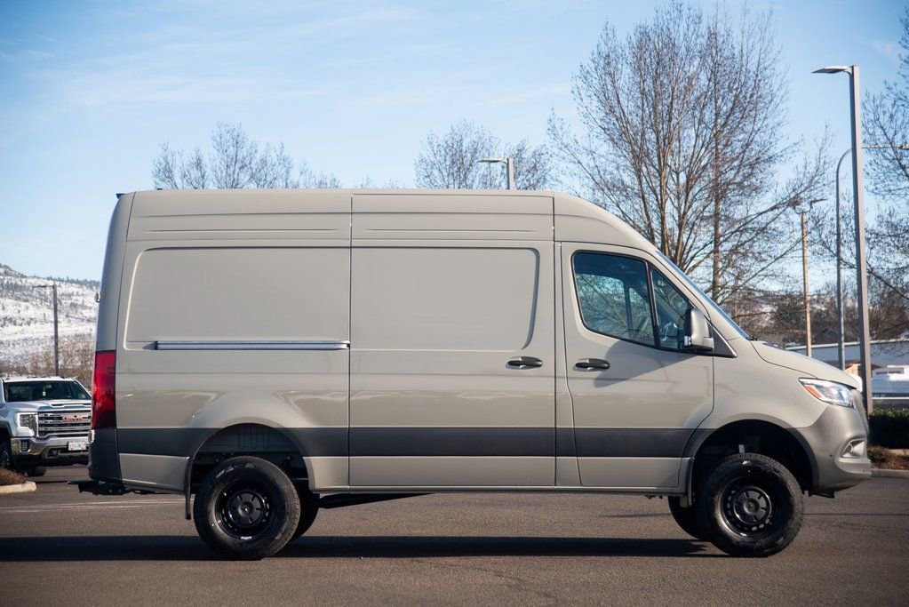 New 2025 Mercedes-Benz Sprinter 2500 image 6