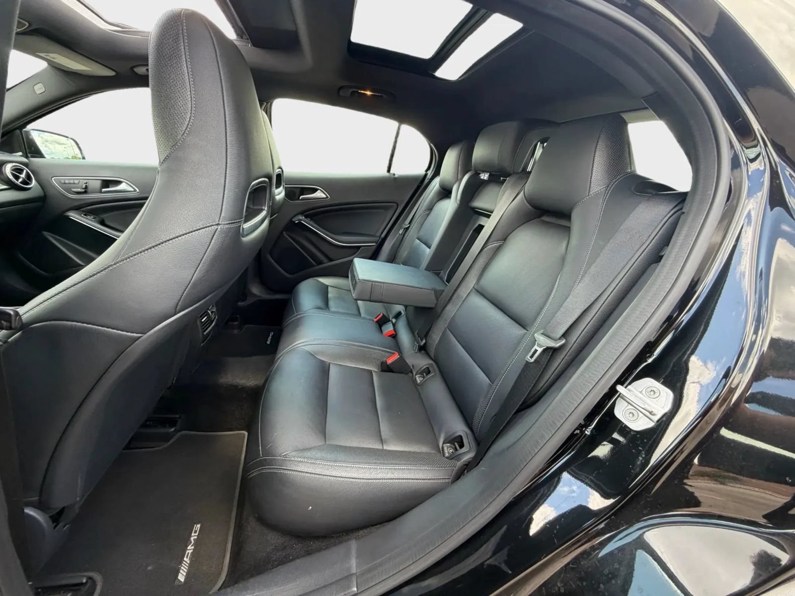 Used 2015 Mercedes-Benz GLA 45 AMG 4MATIC image 16