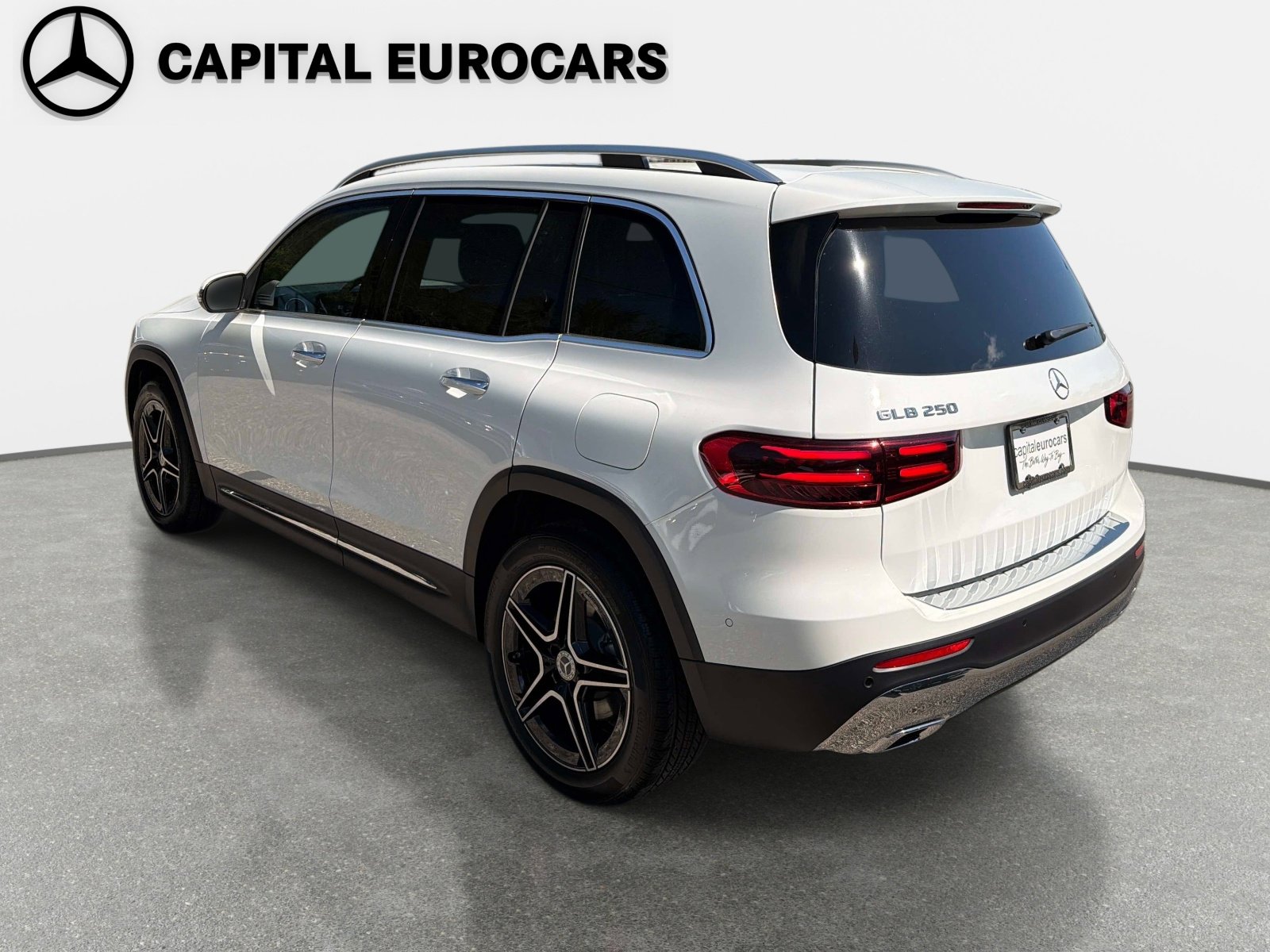 New 2026 Mercedes-Benz GLB 250 image 7