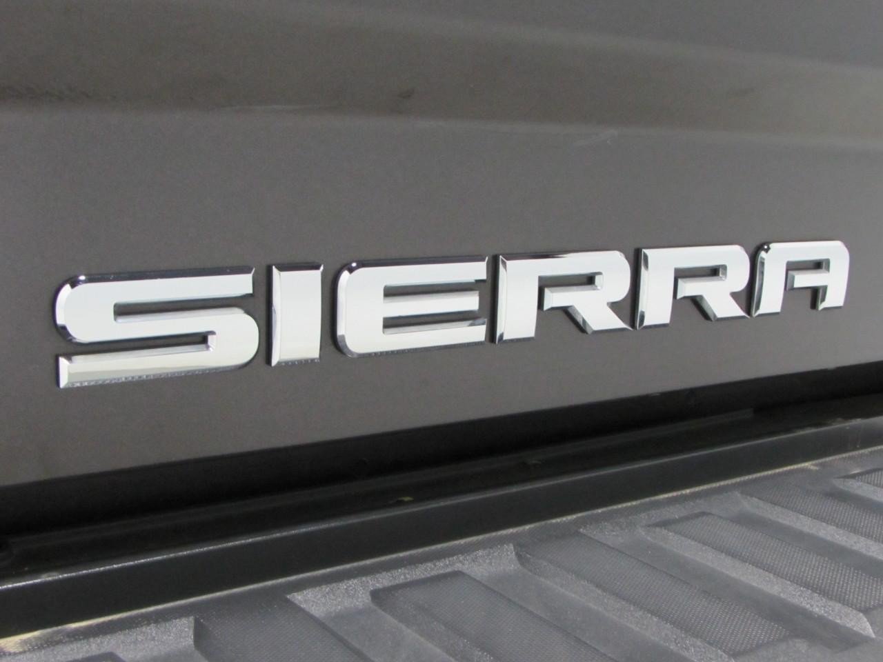 Used 2016 GMC Sierra 1500 Denali w/ Denali Ultimate Package AWD/4WD image 36
