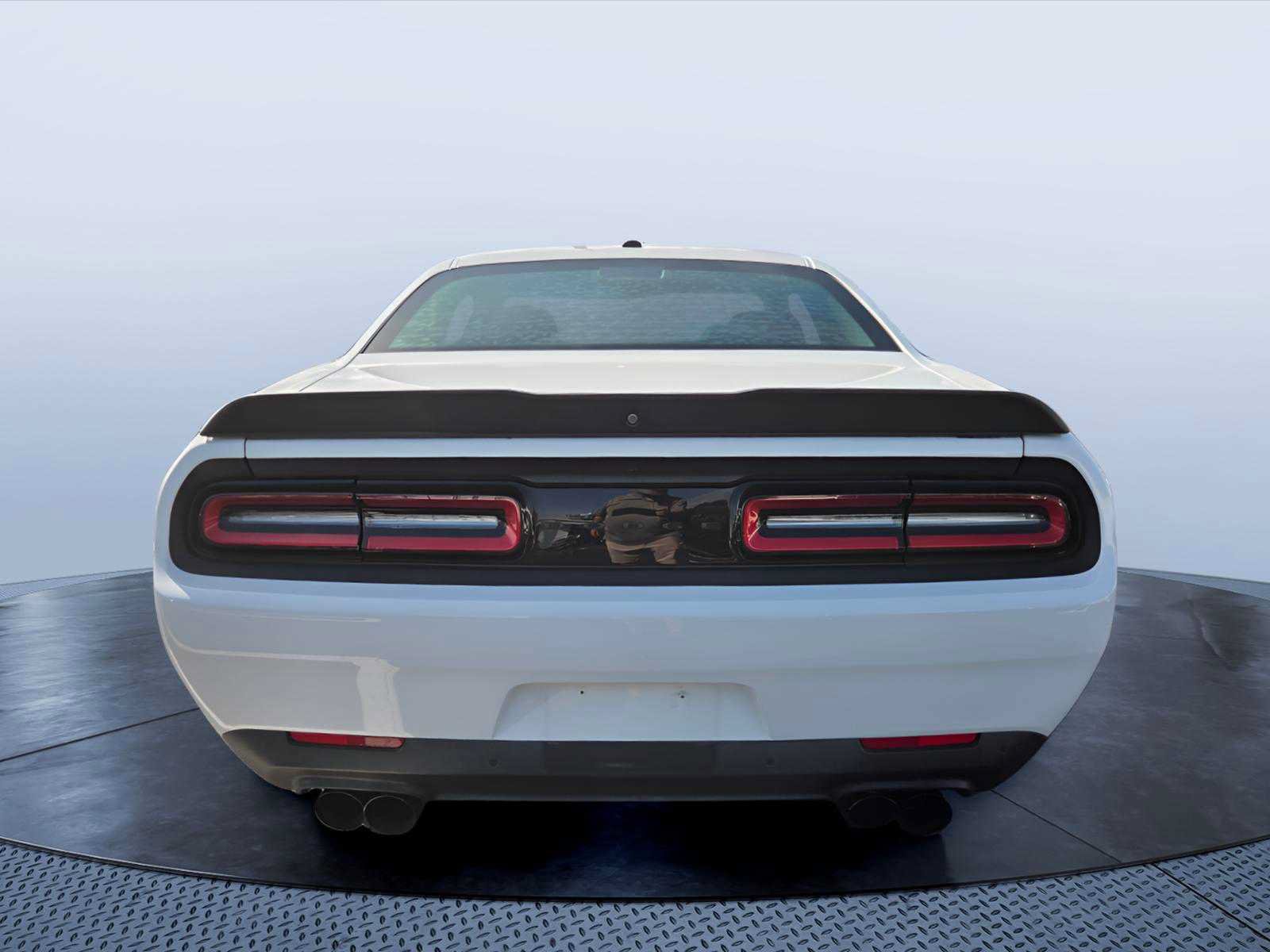 Used 2021 Dodge Challenger R/T w/ Blacktop Package RWD image 5