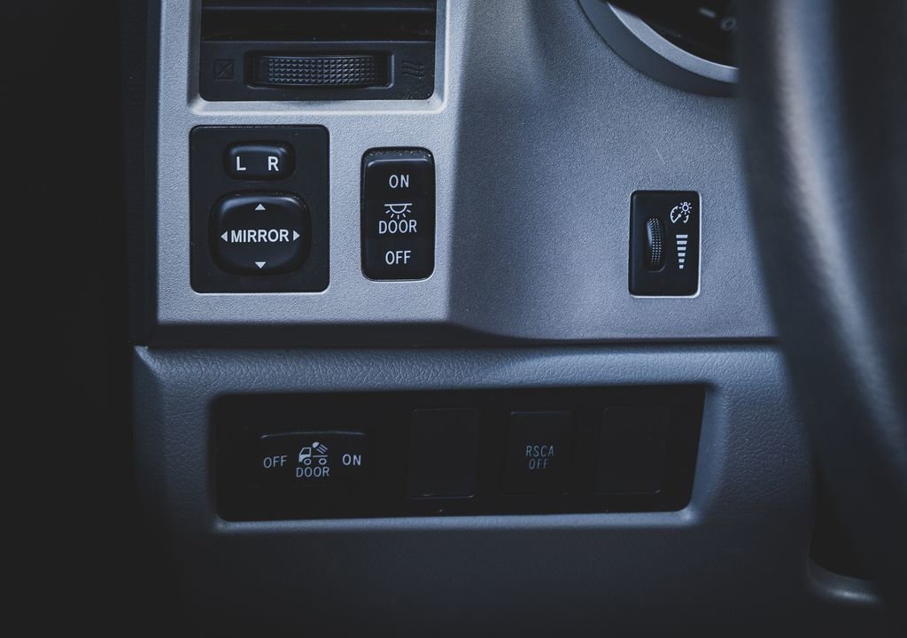 Used 2007 Toyota Tundra 4x4 Regular Cab image 4