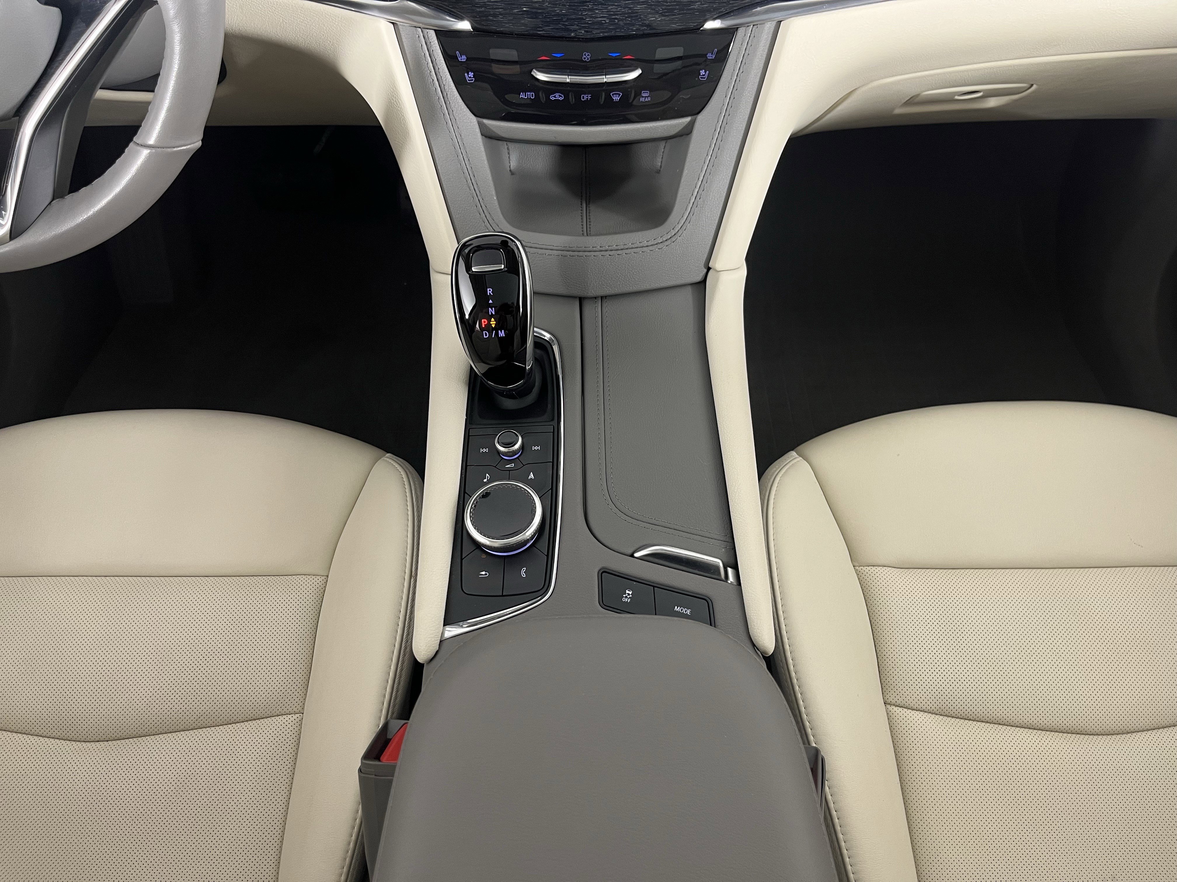 Used 2023 Cadillac XT6 Premium Luxury w/ Technology Package image 49