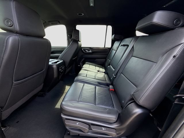 Used 2024 Chevrolet Suburban LT AWD/4WD image 23