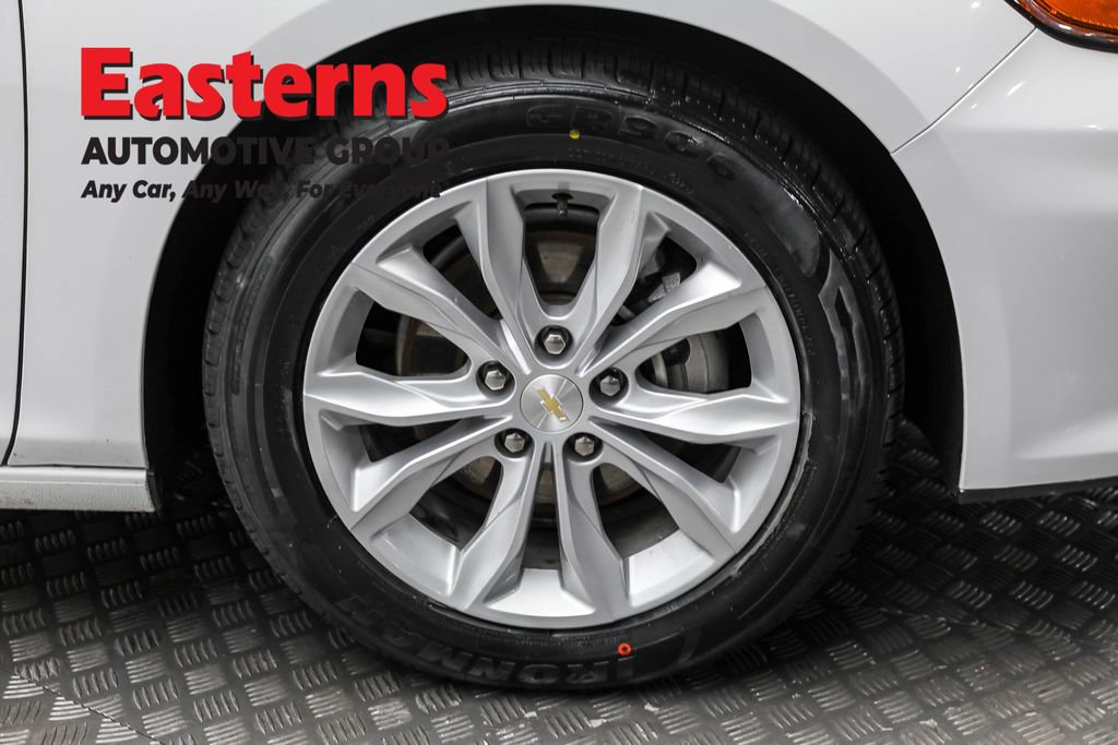 Used 2024 Chevrolet Malibu LT image 30