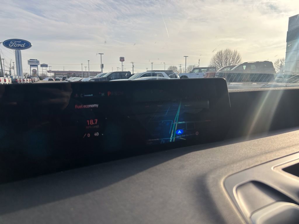 Certified 2025 Ford Expedition Active image 40