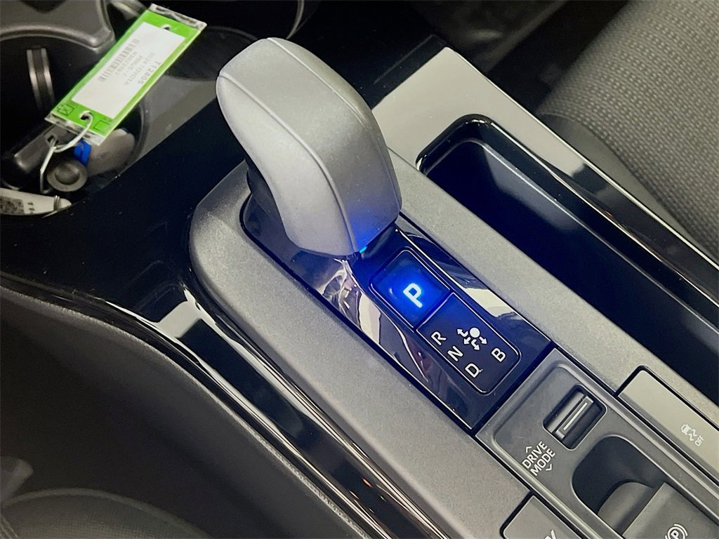 Used 2024 Toyota Prius LE image 16