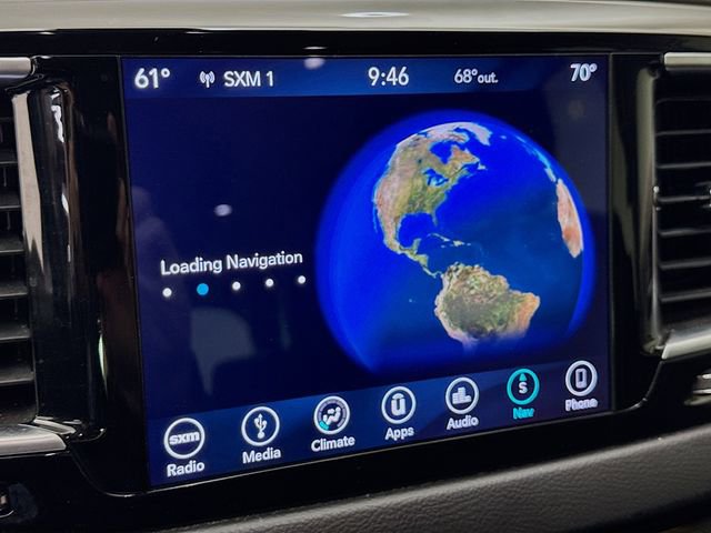 Used 2018 Chrysler Pacifica Touring-L Plus w/ Tire & Wheel Group image 13