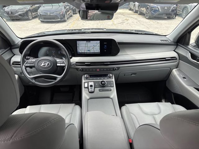 Used 2025 Hyundai Palisade SEL FWD image 13