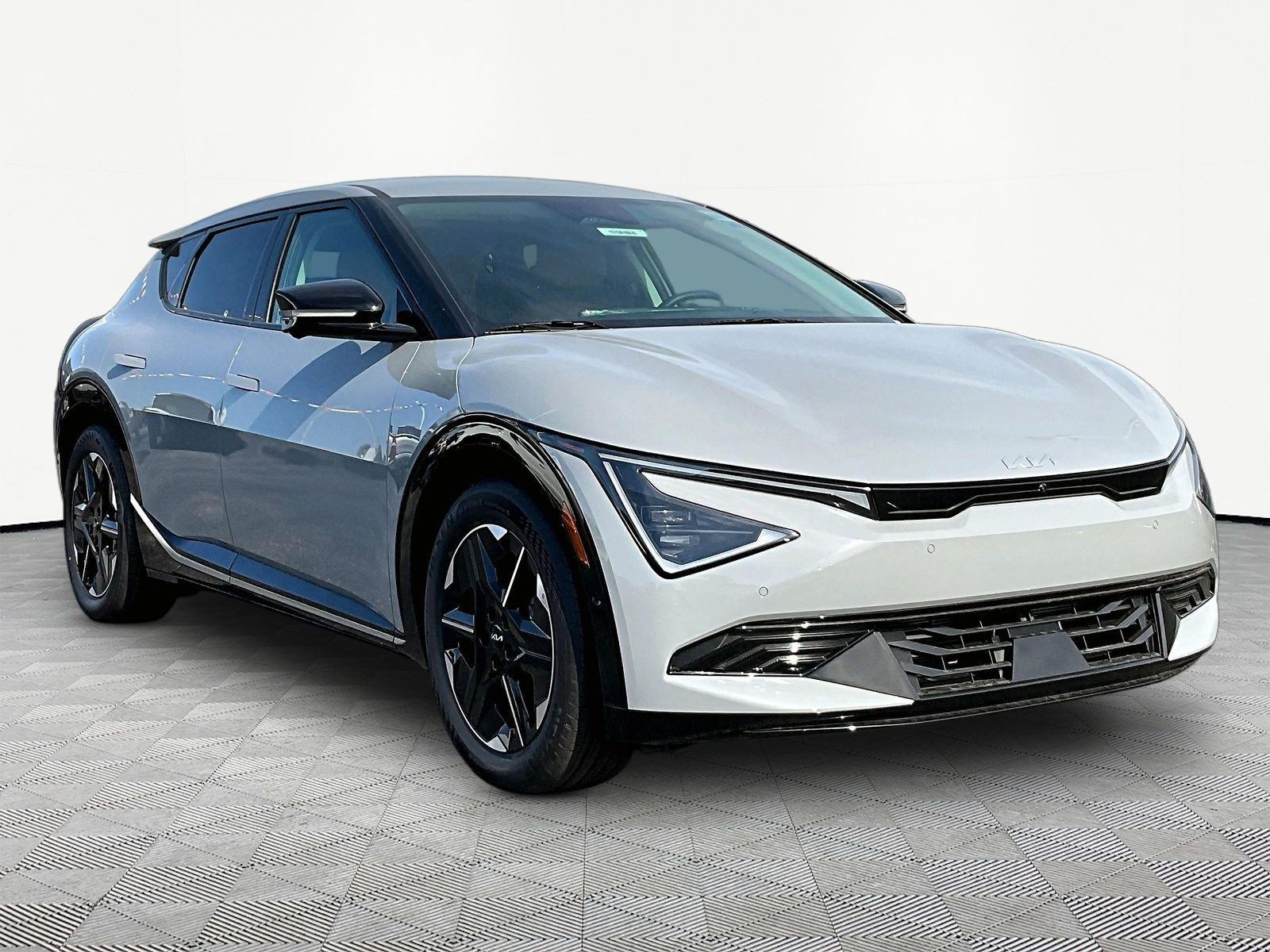 New 2026 Kia EV6 Wind RWD image 3