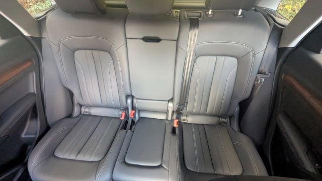 Used 2024 Audi Q5 2.0T Premium Plus w/ Premium Plus Package image 22