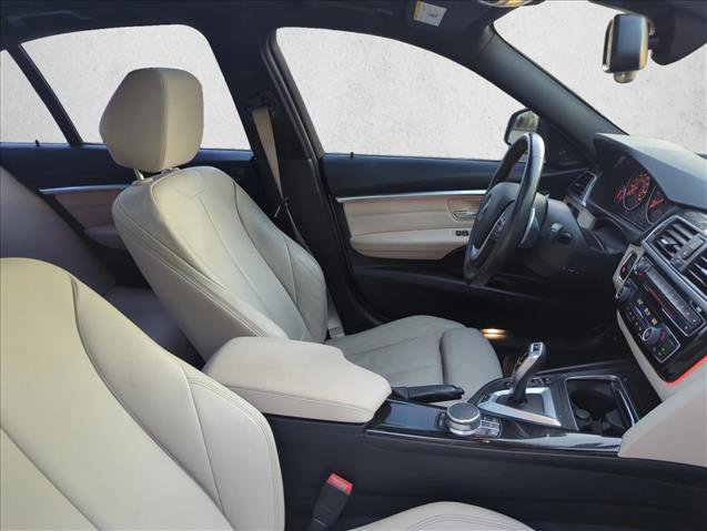 Used 2017 BMW 330e image 24