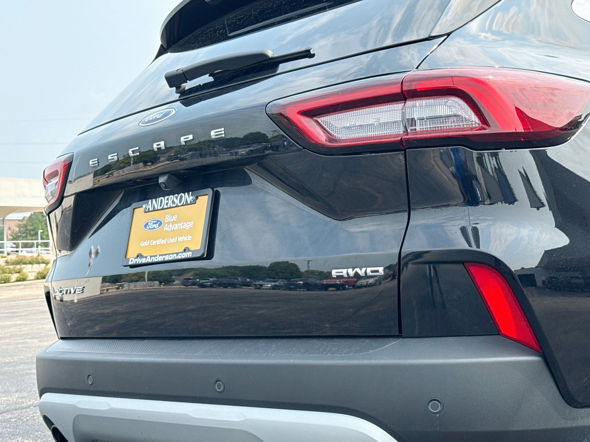 Used 2023 Ford Escape Active w/ Tech Pack #2 AWD/4WD image 6