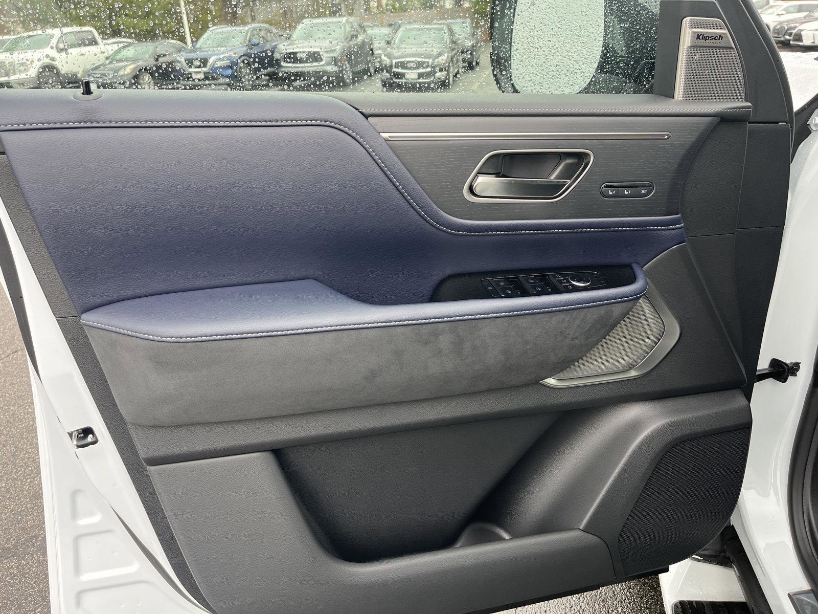 New 2026 INFINITI QX80 4WD w/ Sport Exterior Package image 10