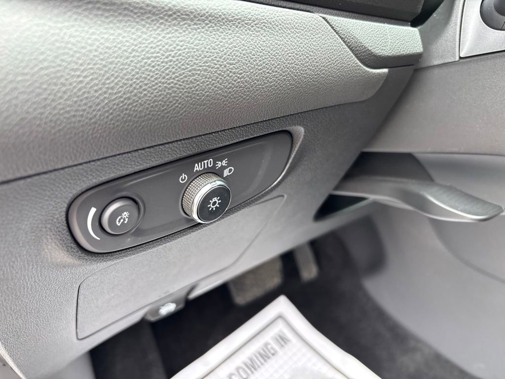 Used 2024 Buick Encore GX Preferred FWD image 20