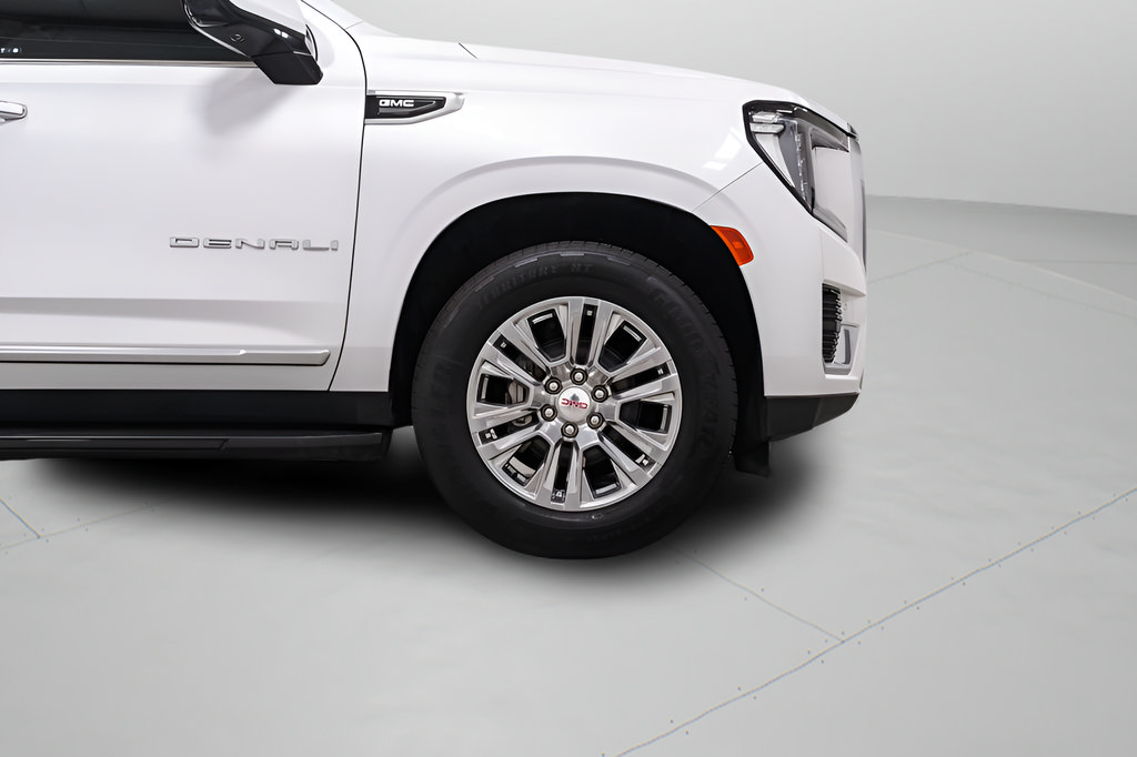 Used 2023 GMC Yukon XL Denali AWD/4WD image 7