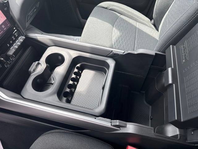 New 2026 RAM 2500 Big Horn AWD/4WD image 24