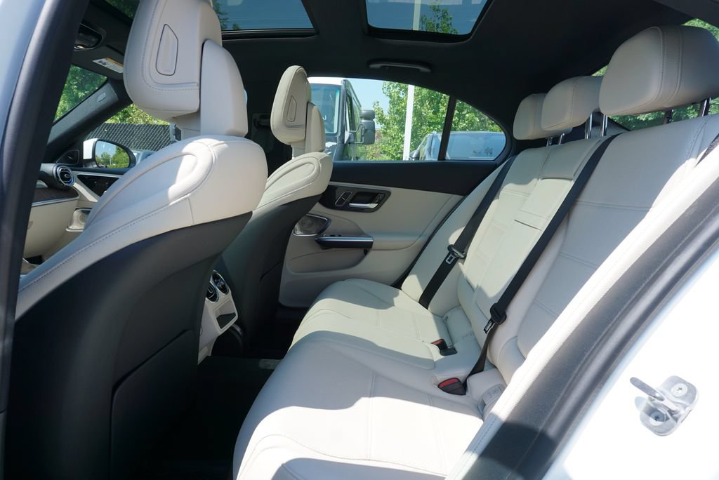 Used 2024 Mercedes-Benz C 300 Sedan image 19