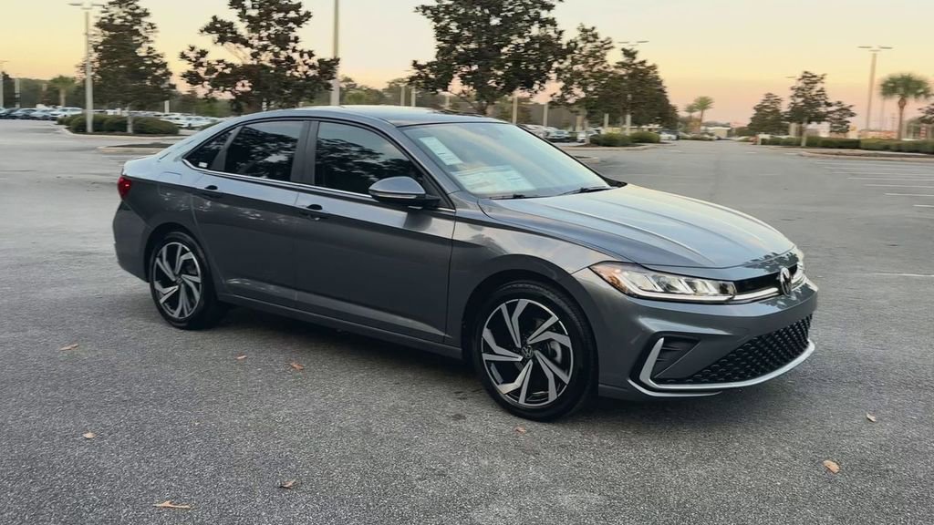 New 2026 Volkswagen Jetta SEL image 2