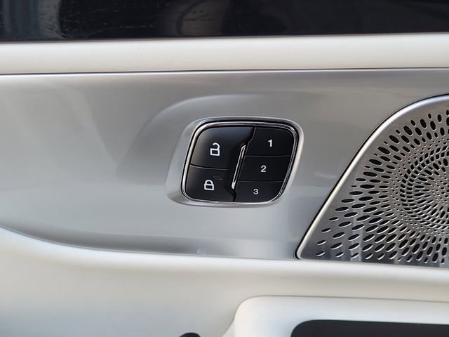 Certified 2024 Lincoln Nautilus Black Label image 29