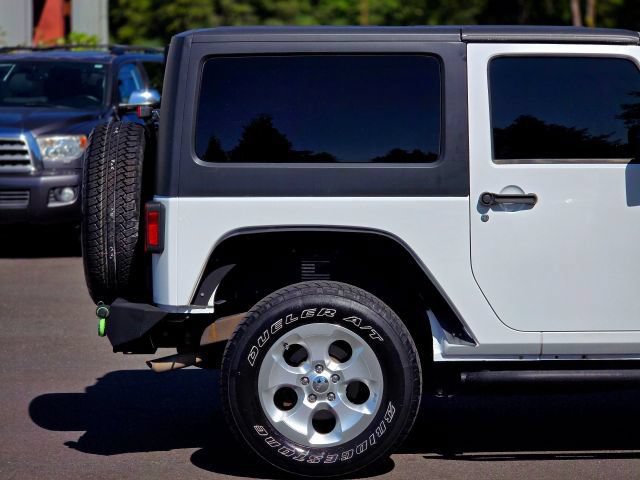 Used 2013 Jeep Wrangler Sport AWD/4WD image 9
