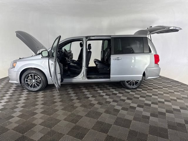 Used 2019 Dodge Grand Caravan GT FWD image 9