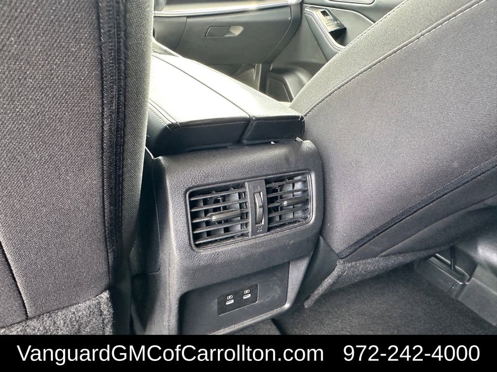 Used 2024 Nissan Rogue SV AWD/4WD image 22