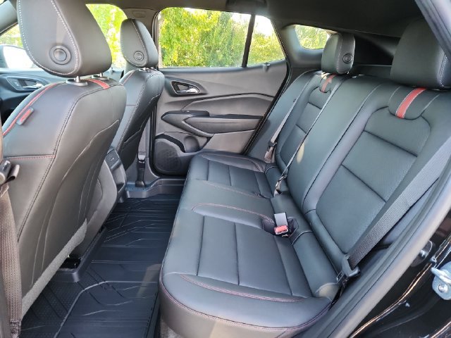 New 2026 Chevrolet Trax RS w/ Sunroof Package FWD image 15