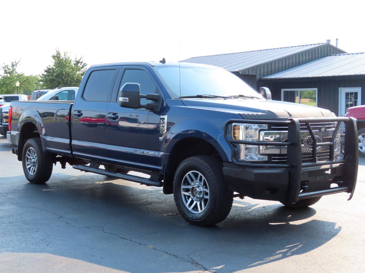 Used 2019 Ford F250 Lariat w/ FX4 Off-Road Package AWD/4WD image 48