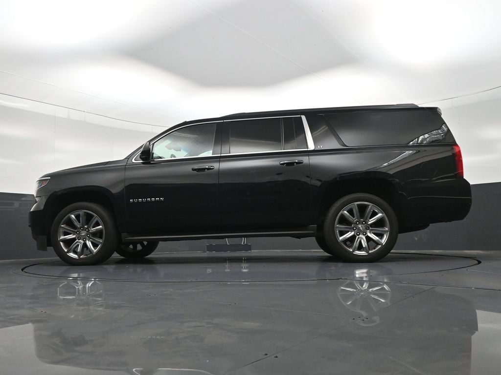 Used 2019 Chevrolet Suburban LT AWD/4WD image 24