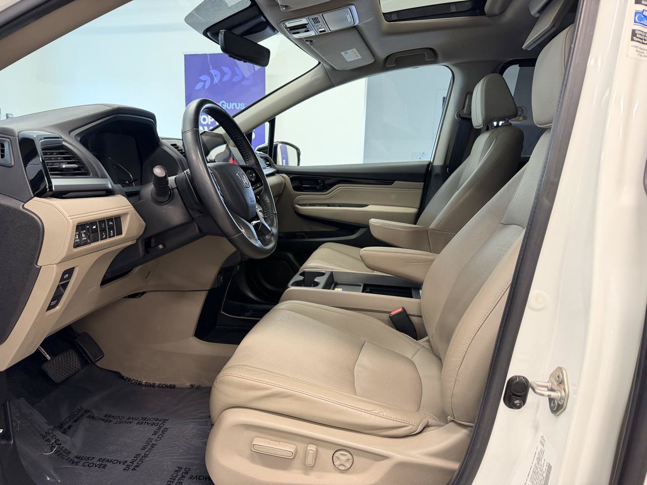 Used 2019 Honda Odyssey Elite image 16
