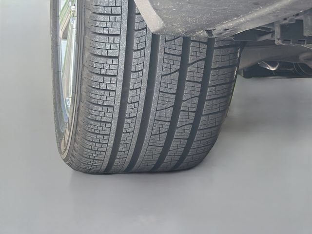 Used 2022 Mercedes-Benz GLS 450 4MATIC image 45