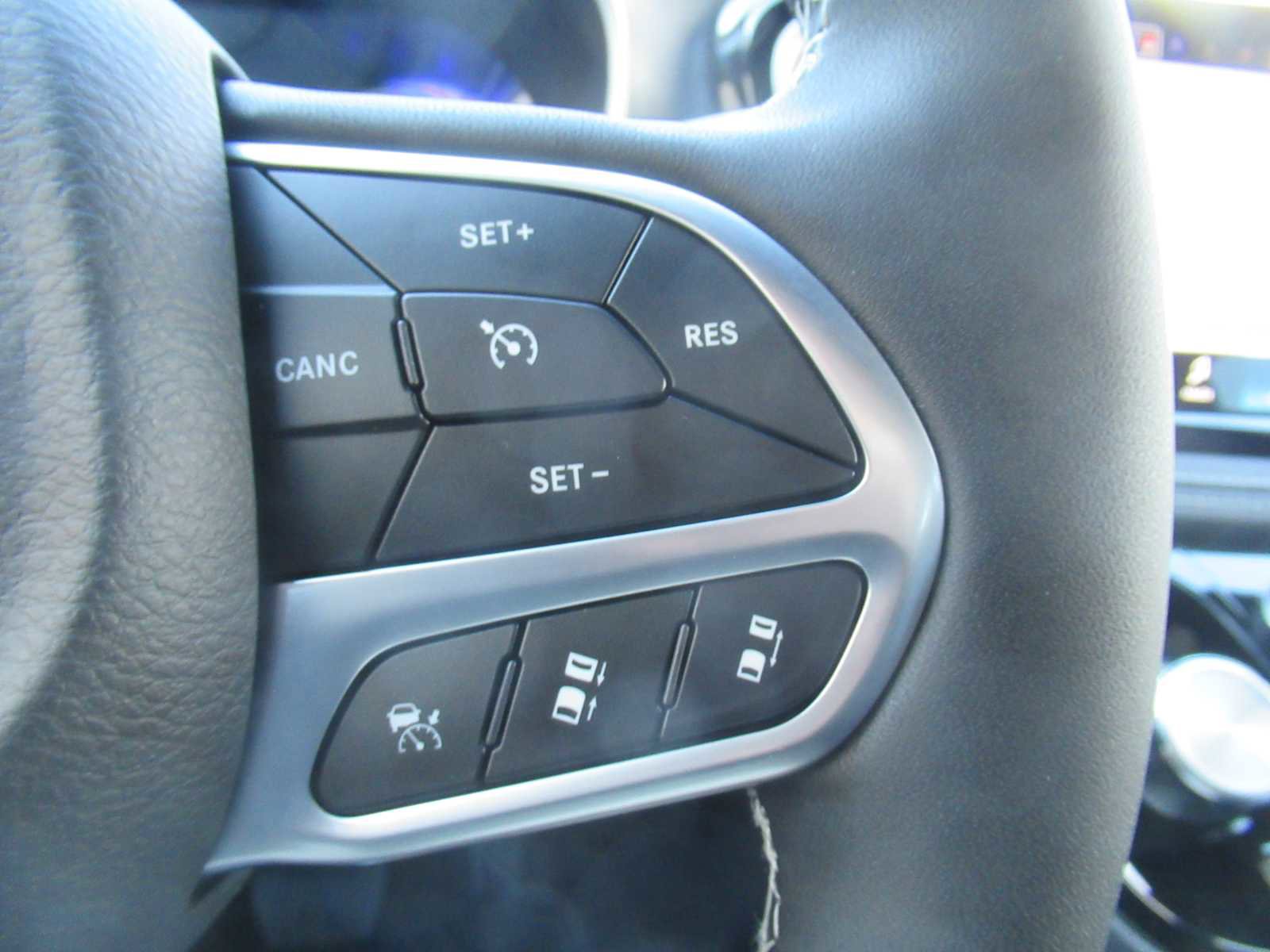 New 2026 Chrysler Pacifica Select image 28