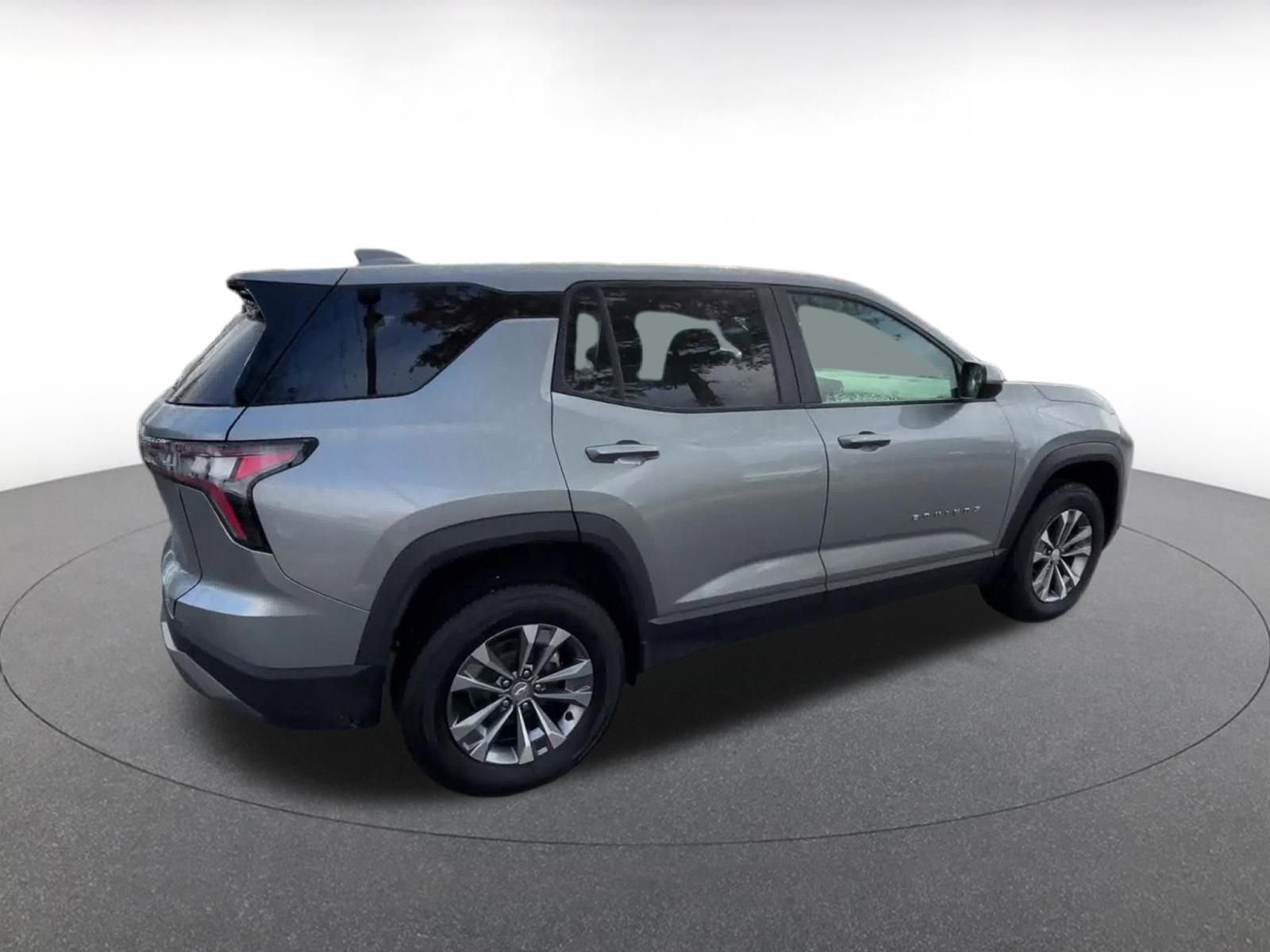 Used 2025 Chevrolet Equinox LT image 15