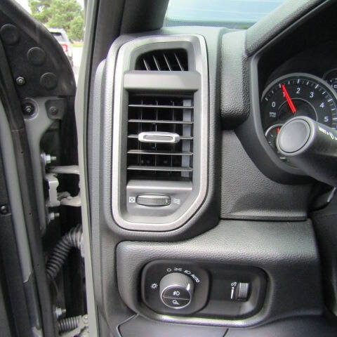 Used 2026 RAM 3500 Tradesman AWD/4WD image 17