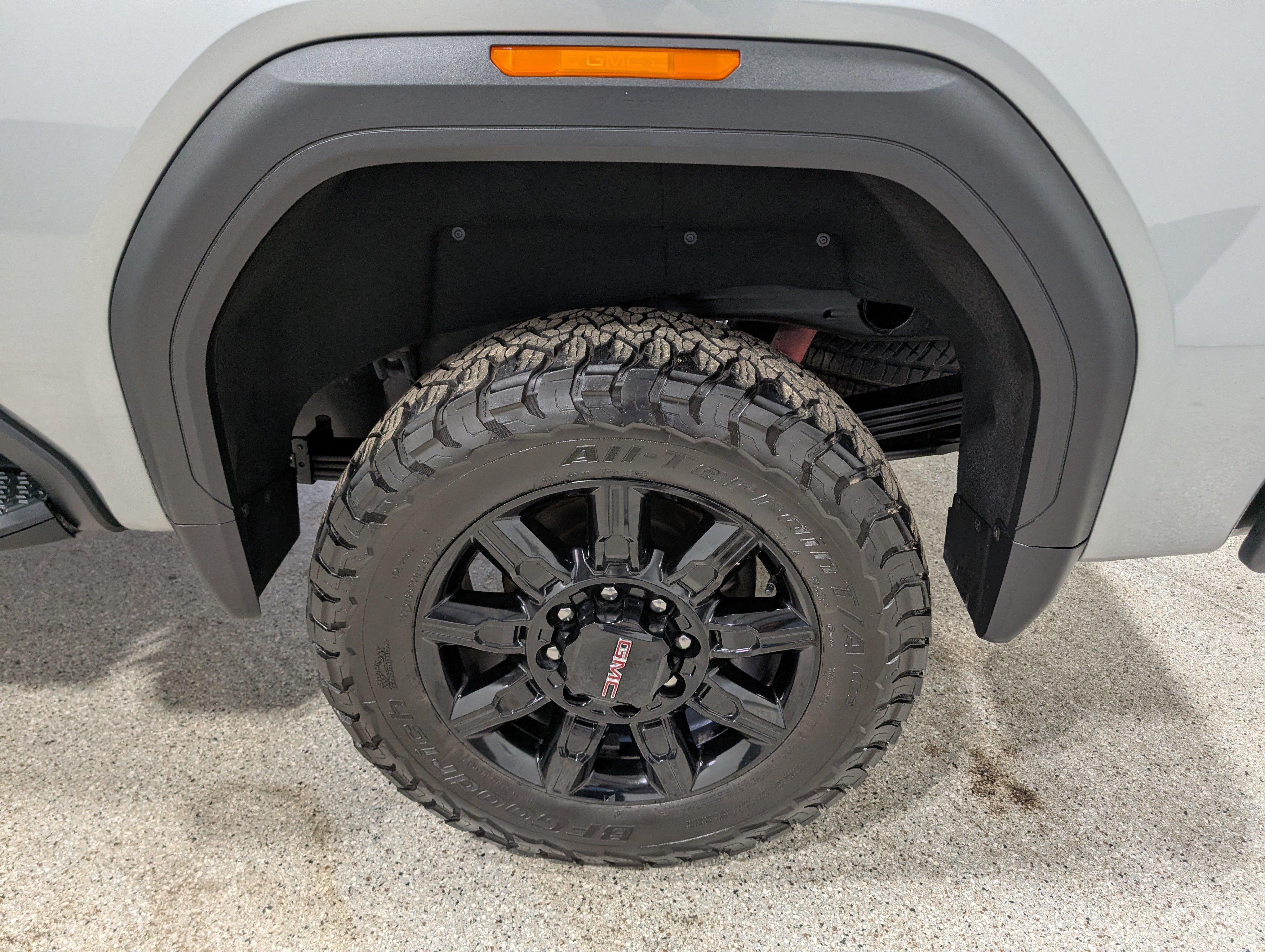 Used 2026 GMC Sierra 2500 AT4 w/ AT4 Premium Plus Package AWD/4WD image 13